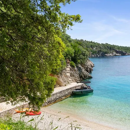 Trianda A True Gem Just 27 Steps From The Beach! Szívota