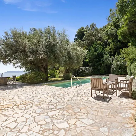 Trianda A True Gem Just 27 Steps From The Beach! Szívota