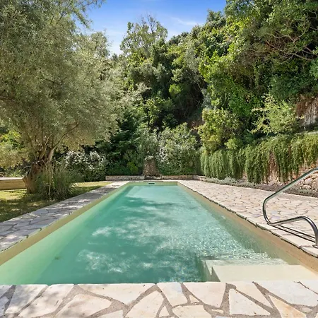 Trianda A True Gem Just 27 Steps From The Beach! *