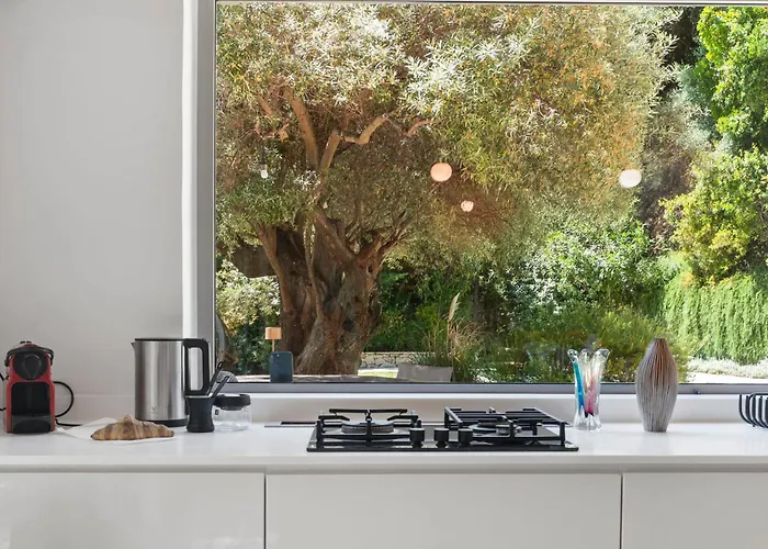 Trianda A True Gem Just 27 Steps From The Beach! *