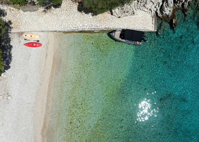 Trianda A True Gem Just 27 Steps From The Beach! Βίλα